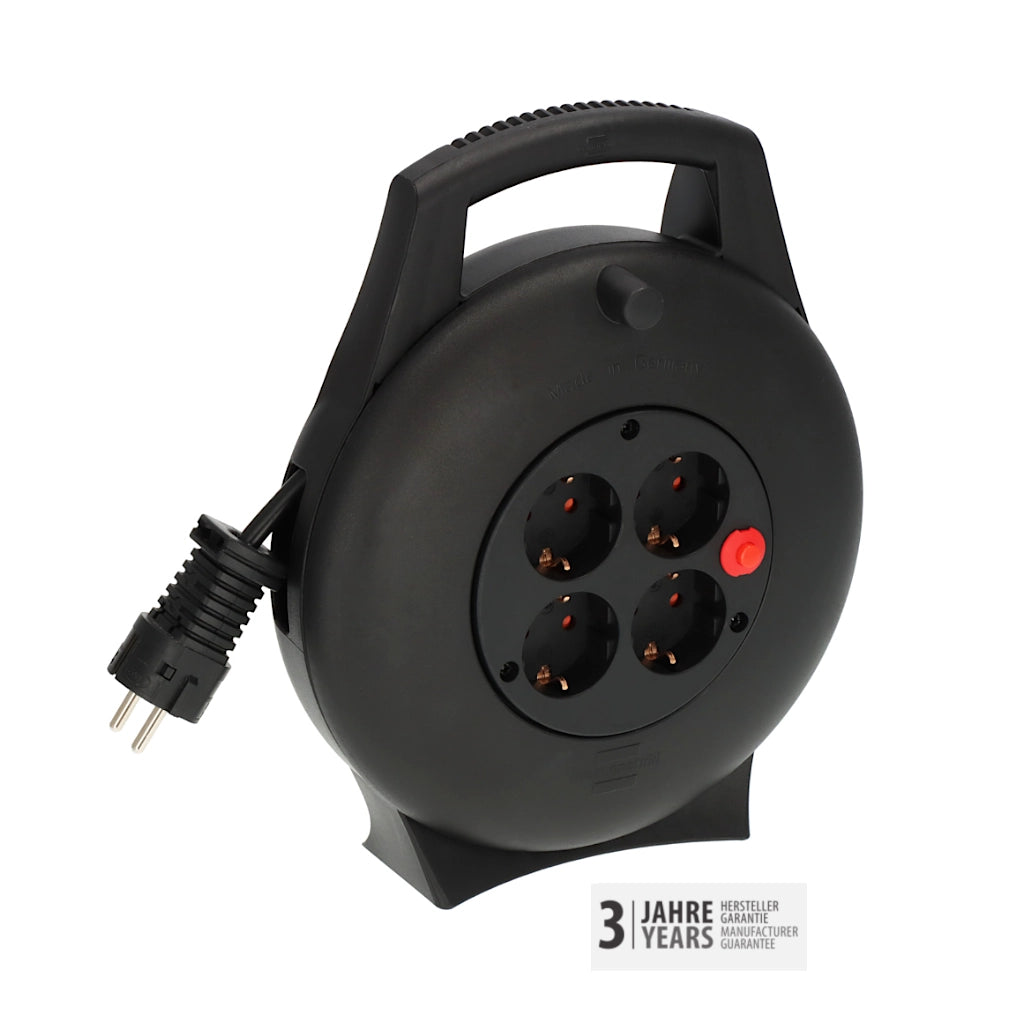 Brennenstuhl Kabelbox Vario Line 4-fach 10m (1093900) Ansicht schräg von vorn