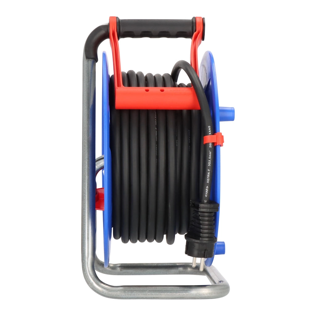 Brennenstuhl Kabeltrommel Garant 3-fach 25m IP44 (1208440) Seitenansicht