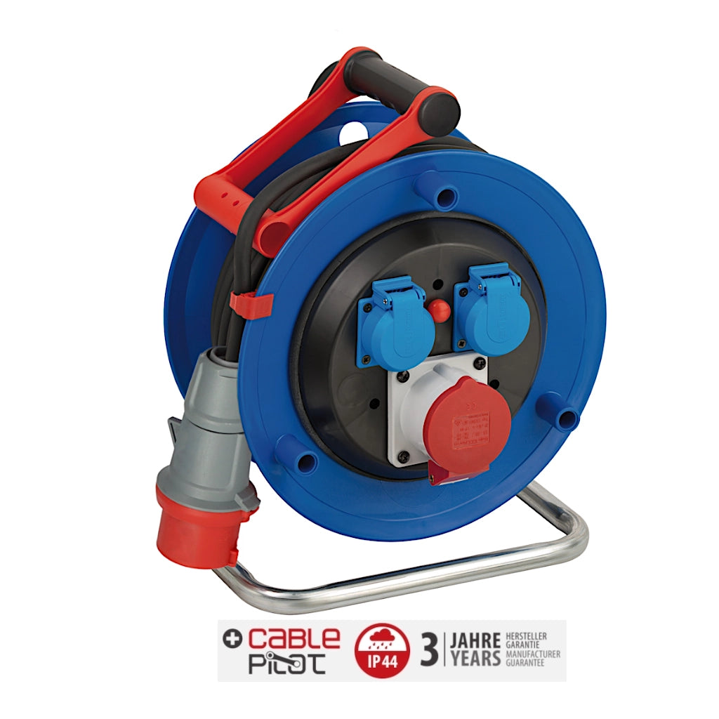 Brennenstuhl Kabeltrommel Garant CEE 30m IP44 (1182720) Ansicht schräg von vorn