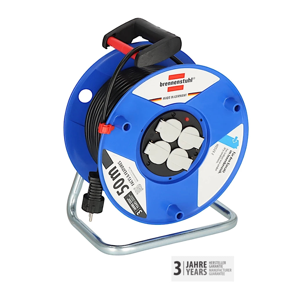 Brennenstuhl Kabeltrommel Garant E 4-fach 50m (1205066) Ansicht schräg von vorn