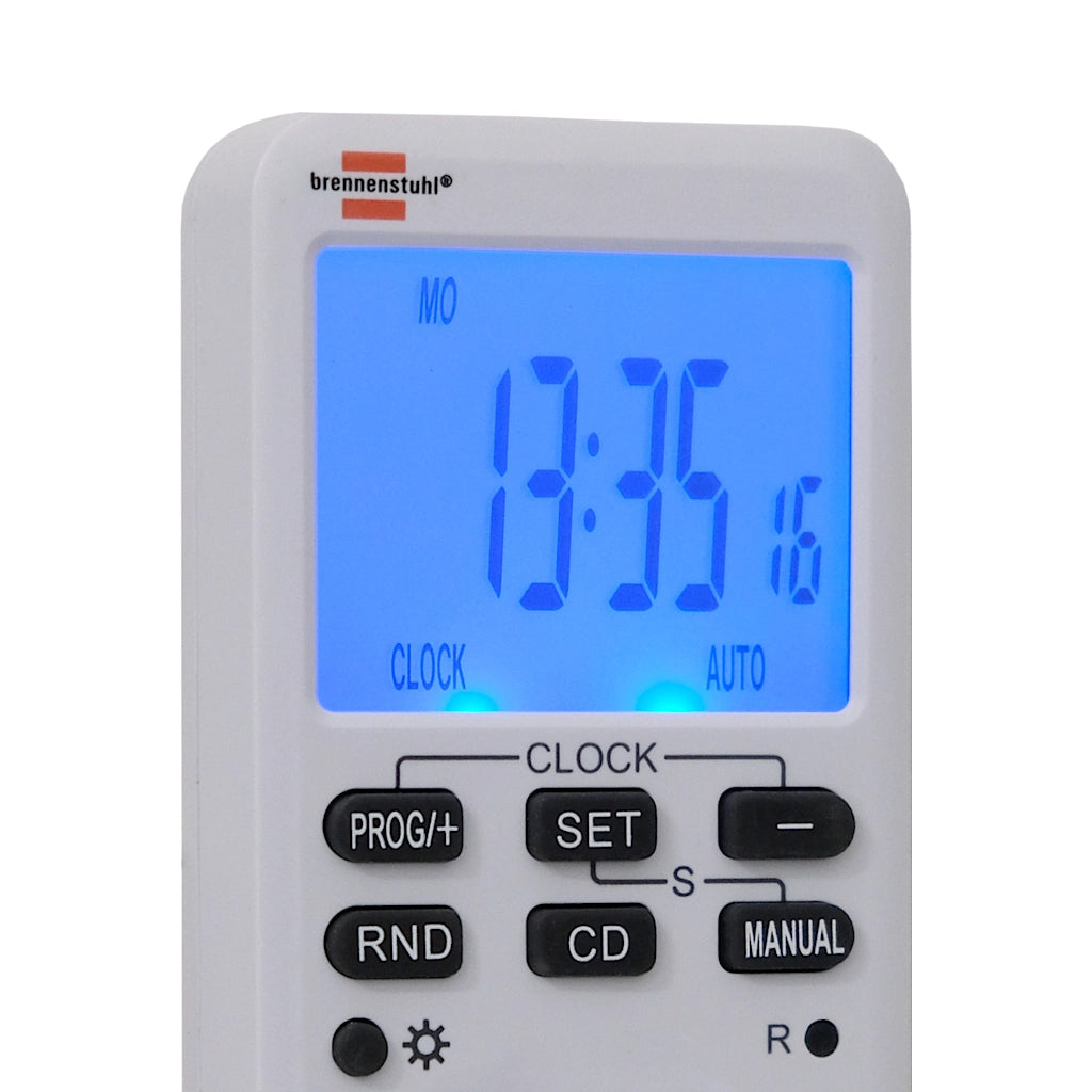 Brennenstuhl digitale Zeitschaltuhr DZL Comfort Line weiß (1506320) Nahaufnahme vom beleuchteten LCD Display