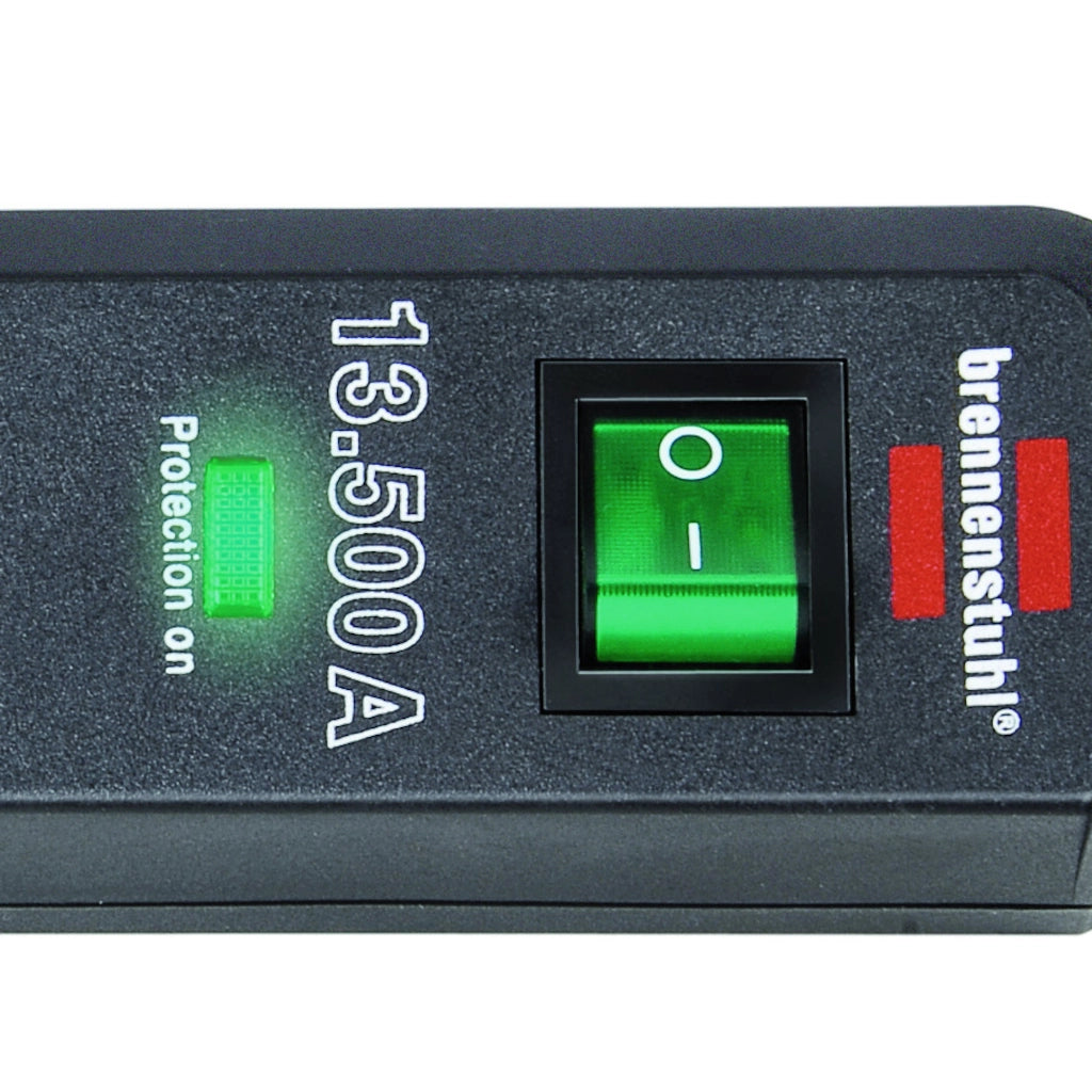 Brennenstuhl Steckdosenleiste 3-fach 1,5m anthrazit mit Schalter Überspannungsschutz Eco LIne (1158820315) Nahaufnahme Funktionsleuchte und Schalter