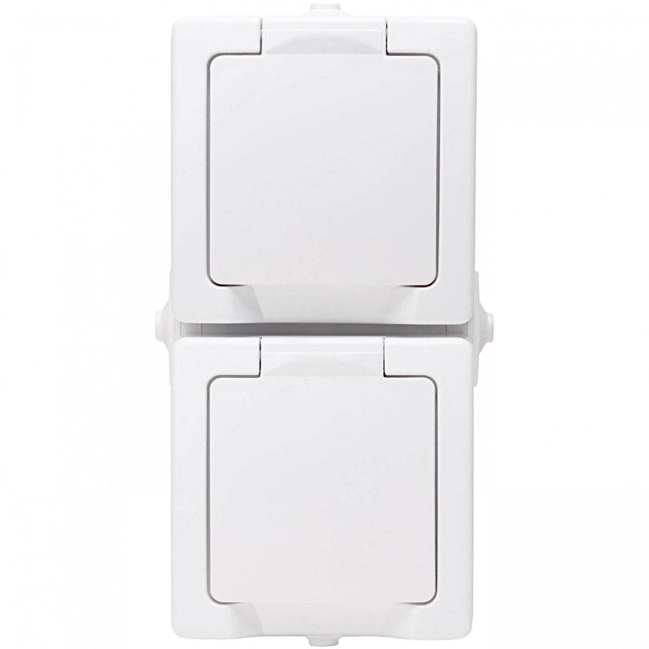 Kopp Nautic arktisweiß Steckdose mit Berührungsschutz 2-fach senkrecht (136902009) Ansicht von vorn - beide Klappdeckel geschlossen