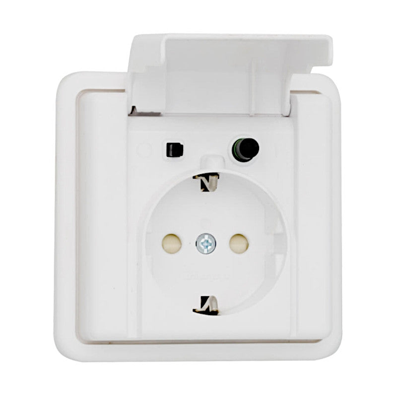 Kopp Standard arktisweiß  Feuchtraum DiPerfekt Steckdose 30mA (916902016)